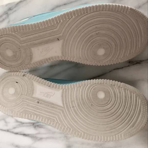 Luxury Sneakers in Blue & White - Picture 6 of 6